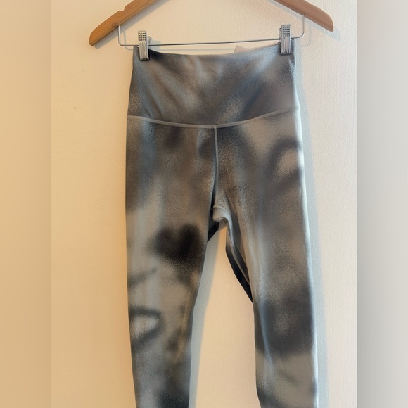 Nike One Dri-Fit Grey White High Rise Full Length Leggings Size Small NWT - Picture 6 of 11